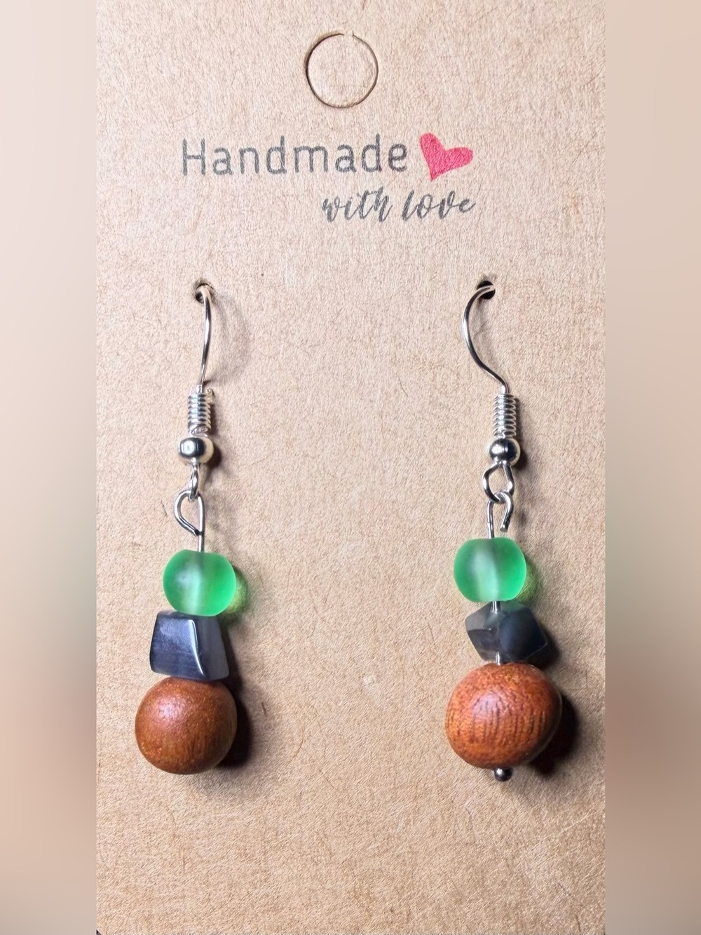 ✨Handmade✨Green Bead Drop Earrings - Hypoallergenic